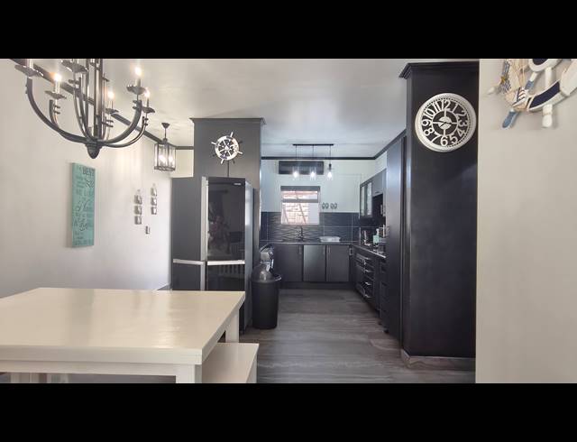 3 bed property to rent in VOOR BAY